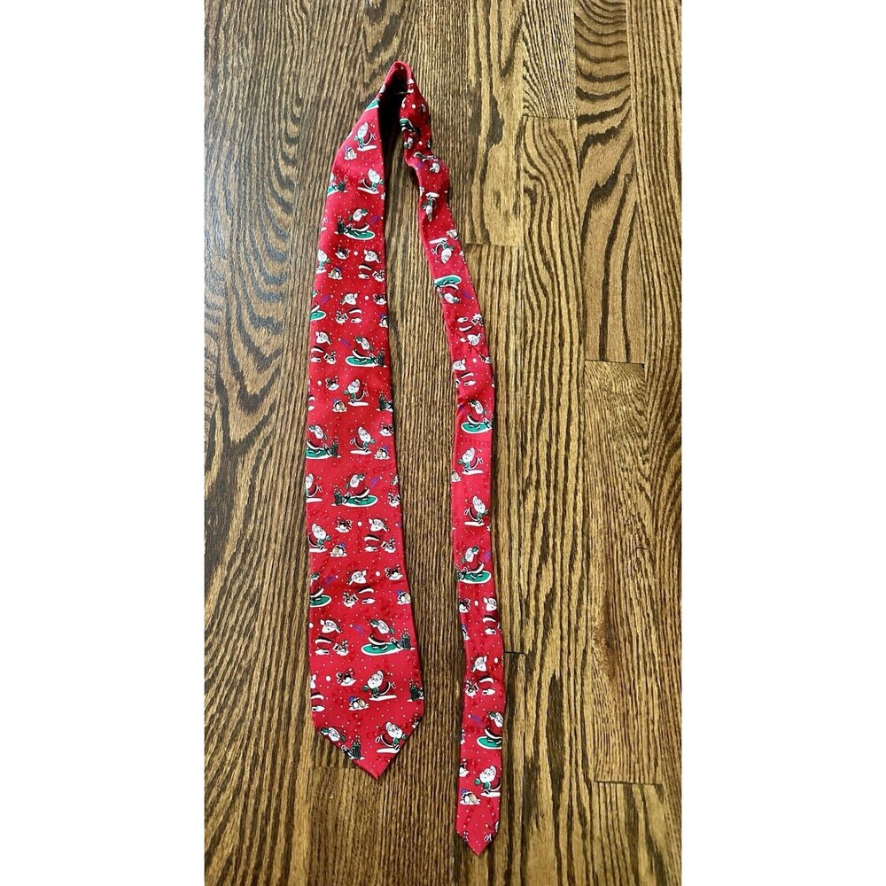SpecialTies Hallmark Men's Red Santa Golfing Penguins Tie Holiday 100%‎ Silk EUC - Picture 8 of 8